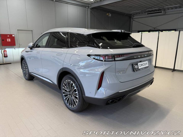 Ostatní značky Ostatní modely Omoda 9 Premium 1.5t GDI SHS AWD 2025