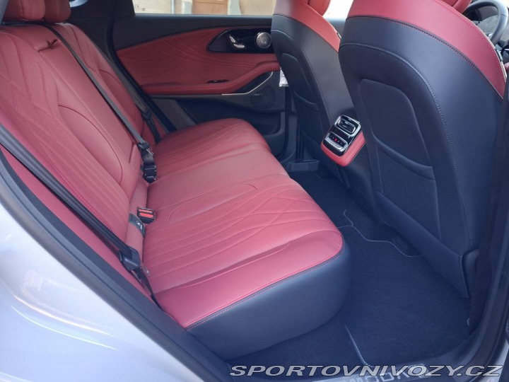 Ostatní značky Ostatní modely Omoda 9 Premium 1.5t GDI SHS AWD 2025