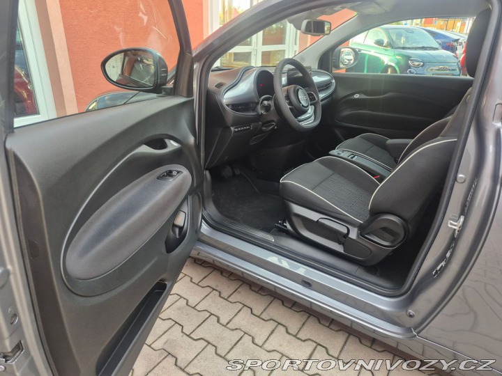Fiat 500 500e 42 kWh, 87 kW (ODPOČ 2023
