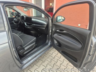 Fiat 500 500e 42 kWh, 87 kW (ODPOČ 2023