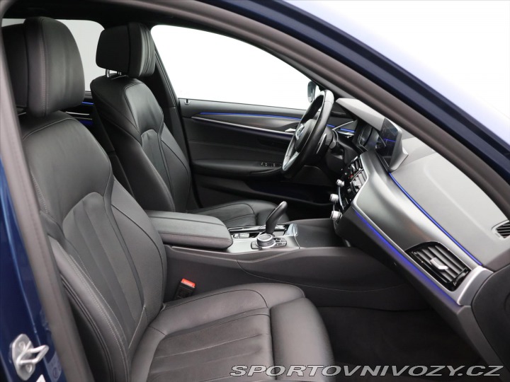 BMW 5 3,0 530d xD CZ M-Sport HU 2021