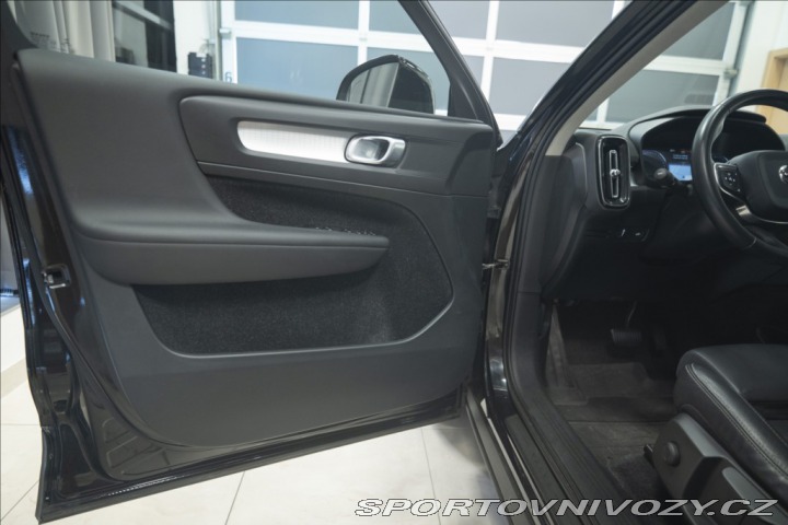 Volvo Ostatní modely XC40 2,0 T5 AWD NAVI KAMERA TA 2018