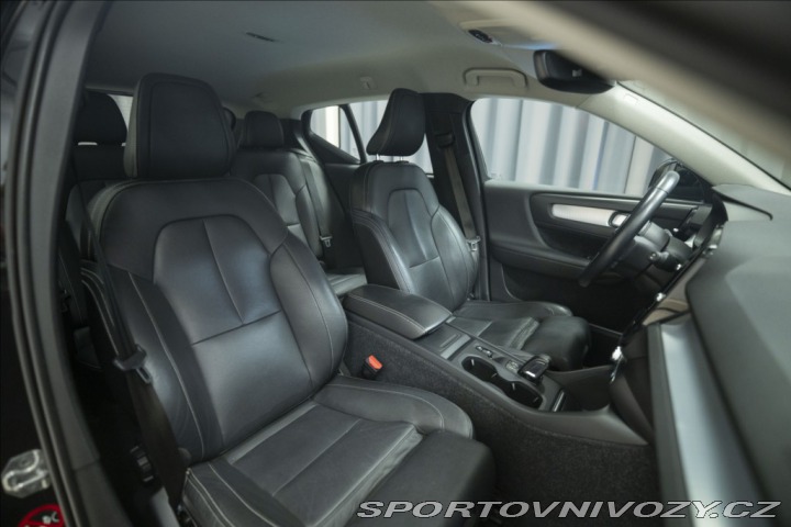 Volvo Ostatní modely XC40 2,0 T5 AWD NAVI KAMERA TA 2018