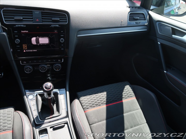 Volkswagen Golf 2,0 TSi GTi Performance Č 2019