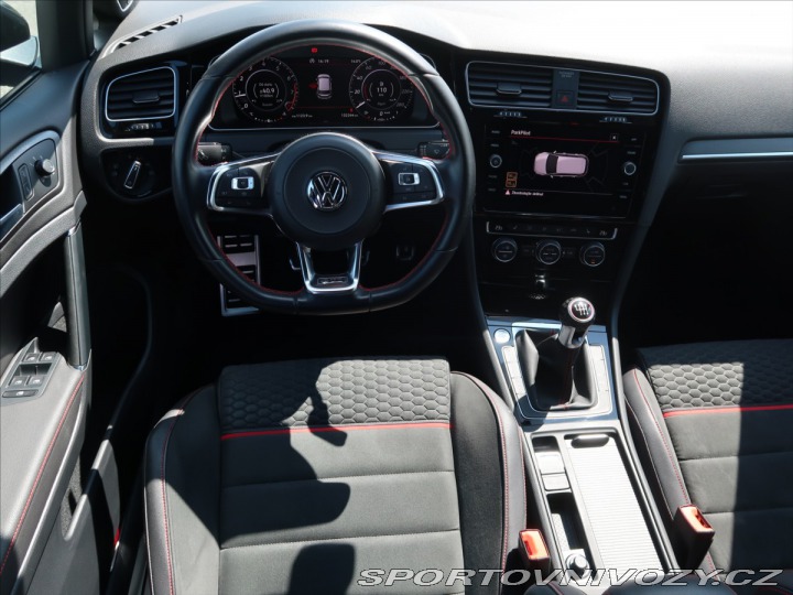Volkswagen Golf 2,0 TSi GTi Performance Č 2019