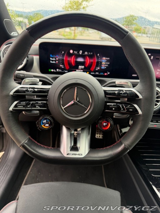 Mercedes-Benz CLA 35 AMG 2024