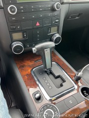 Volkswagen Ostatní modely Touareg 3,0 tdi 2007