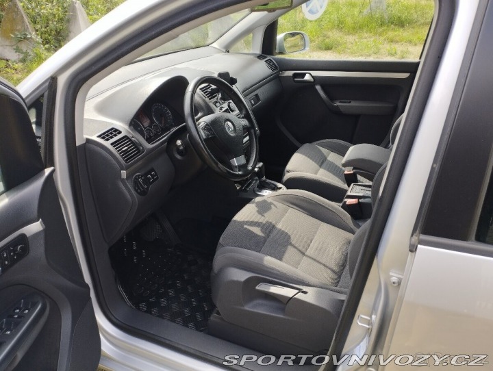 Volkswagen Ostatní modely Touran 2,0   TDI 103 kW DSG face 1800