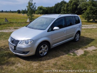 Volkswagen Ostatní modely Touran 2,0   TDI 103 kW DSG face 1800
