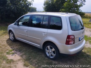 Volkswagen Ostatní modely Touran 2,0   TDI 103 kW DSG face 1800