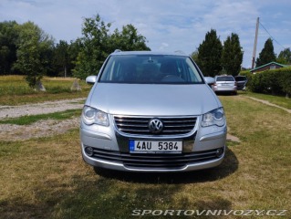Volkswagen Ostatní modely Touran 2,0   TDI 103 kW DSG face 1800