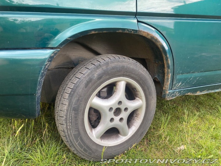 Volkswagen Ostatní modely Transporter 2,5 tdi 75kW 2000