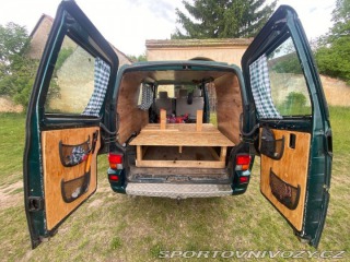 Volkswagen Ostatní modely Transporter 2,5 tdi 75kW 2000