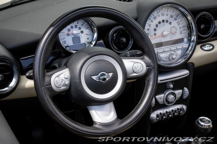 Mini Cooper Cooper 1.6i, 88kW, M6 / 2009