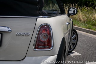 Mini Cooper Cooper 1.6i, 88kW, M6 / 2009