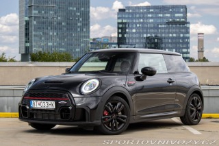 Mini Cooper John Cooper Works  1. maj