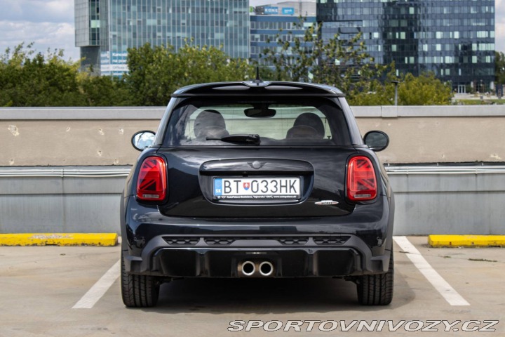 Mini Cooper John Cooper Works  1. maj 2024