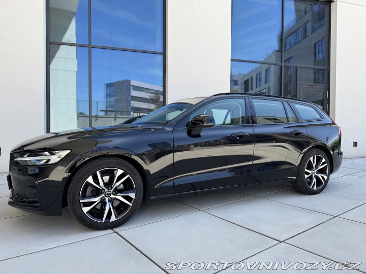 Volvo V60 2024