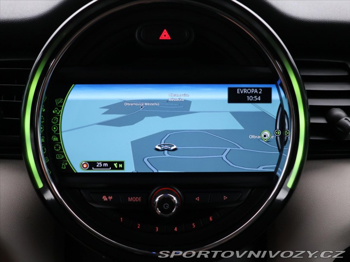 Mini Cooper 1,5 TURBO CZ ORIG ALU AUT 2015