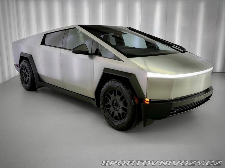 Tesla Ostatní modely AWD 438 KW, VZDUCH, AUTOP 2024