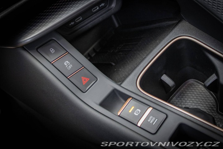 Cupra Terramar 150kW AT/7 2025 / AJ NA 2025