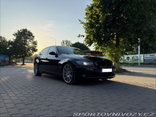 BMW 3 E90 325i