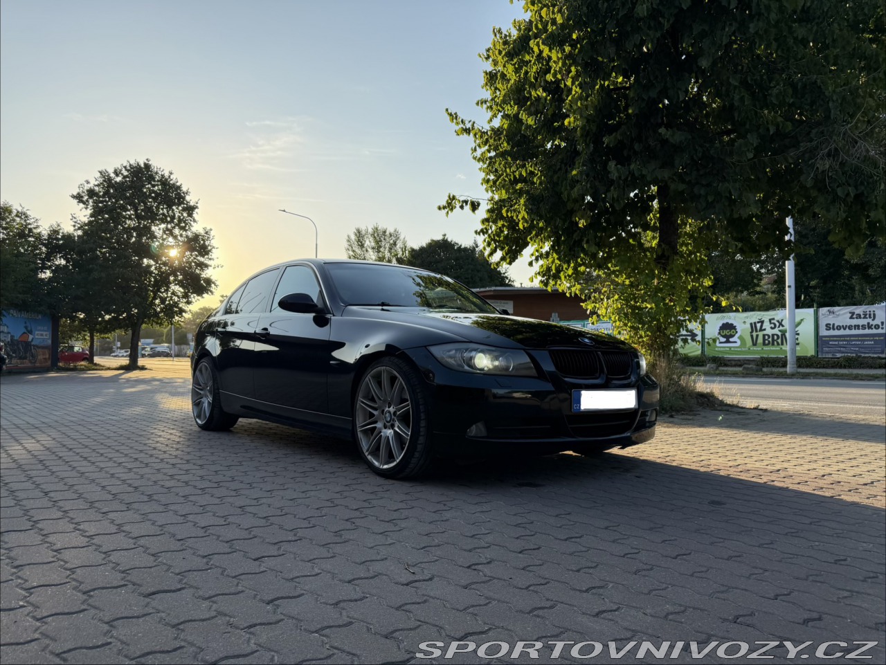 BMW 3 E90 325i