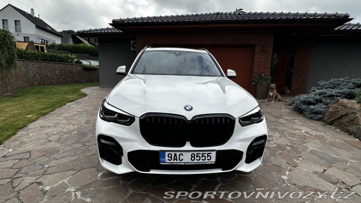 BMW X5 xDrive 40i M-Packet, ČR, 2022