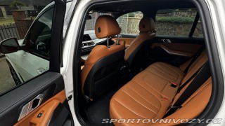 BMW X5 xDrive 40i M-Packet, ČR, 2022