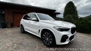 BMW X5 xDrive 40i M-Packet, ČR, 2022