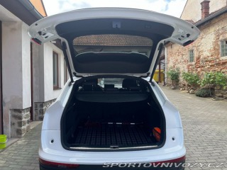 Audi Ostatní modely Q5 40 TDI S-line 150 kW 1800