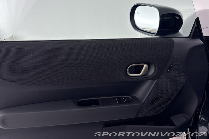 Mini Cooper 3dvéř. John Cooper Works 2025