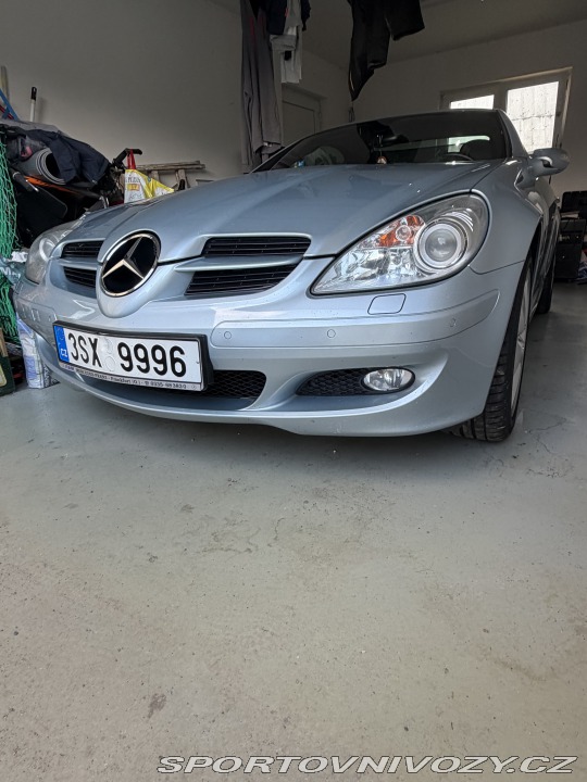 Mercedes-Benz SLK  2004