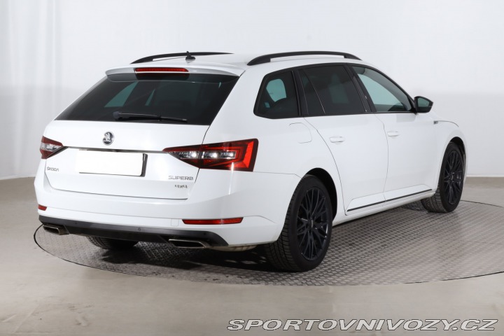 Škoda Superb 2.0 TSI 2017