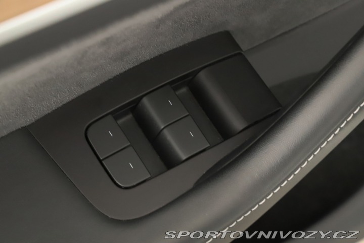 Tesla Model Y Long Range AWD 79kWh 2022