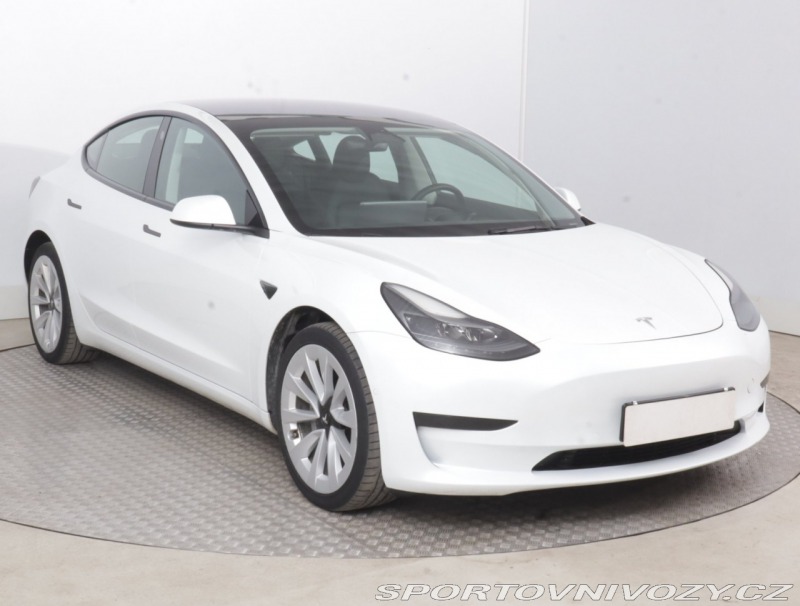 Tesla Model 3 Std Range Plus LFP