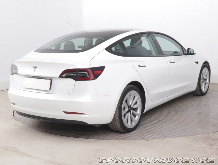 Tesla Model 3 Std Range Plus LFP 2021