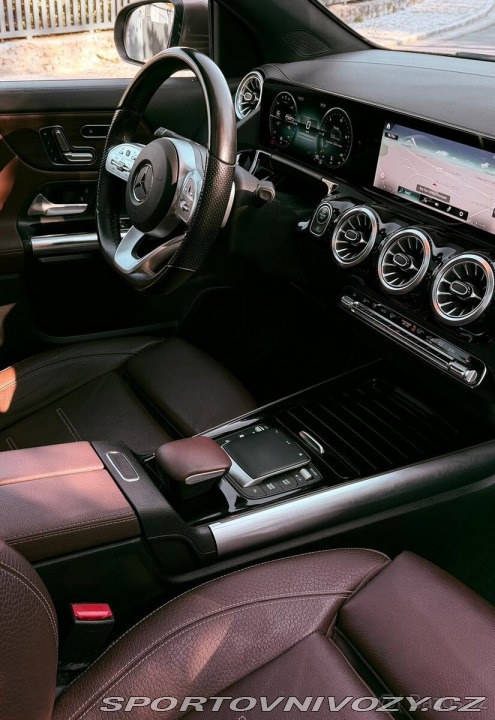 Mercedes-Benz Ostatní modely GLA 2,0   200 d 4MATIC AMG Li 1800