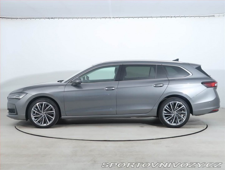 Škoda Superb 2.0 TSI 2025