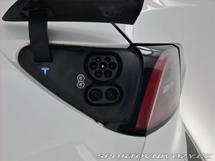Tesla Model Y Long Range AWD 79kWh 2022