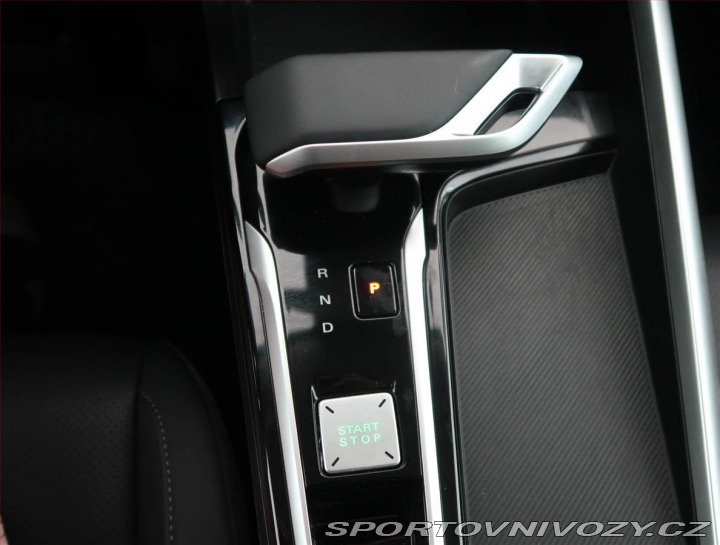 MG ZS Exclusive Hybrid+ 2025