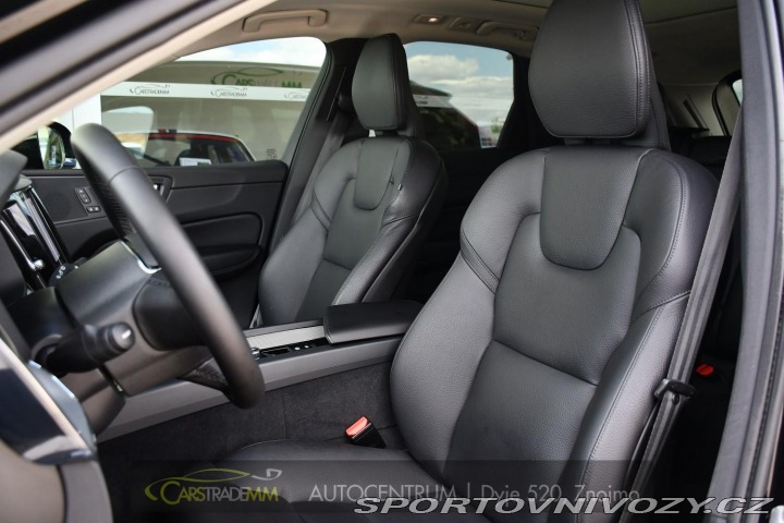 Volvo Ostatní modely XC60 2.0T8 R-Desing RECHARGE 2023