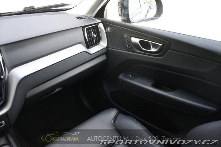 Volvo Ostatní modely XC60 2.0T8 R-Desing RECHARGE 2023