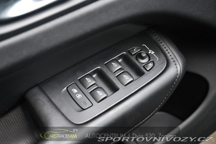 Volvo Ostatní modely XC60 2.0T8 R-Desing RECHARGE 2023