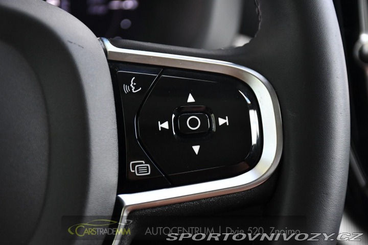 Volvo Ostatní modely XC60 2.0T8 R-Desing RECHARGE 2023