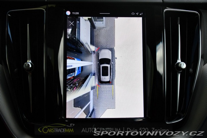 Volvo Ostatní modely XC60 2.0T8 R-Desing RECHARGE 2023