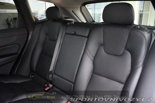 Volvo Ostatní modely XC60 2.0T8 R-Desing RECHARGE 2023