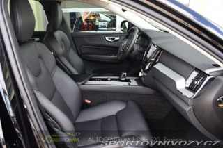 Volvo Ostatní modely XC60 2.0T8 R-Desing RECHARGE 2023