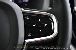 Volvo Ostatní modely XC60 2.0T8 R-Desing RECHARGE 2023
