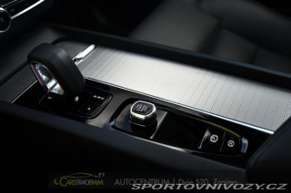 Volvo Ostatní modely XC60 2.0T8 R-Desing RECHARGE 2023